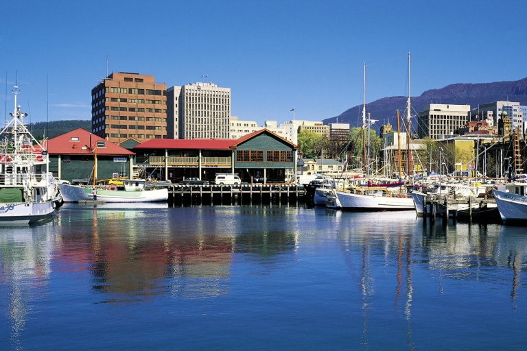 Waterfront, Hobart, TAS © Tourism Tasmania / Geoff Murray
