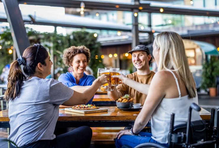 北领地,达尔文,The Precinct Tavern © 北领地旅游局/Helen Orr 版权所有