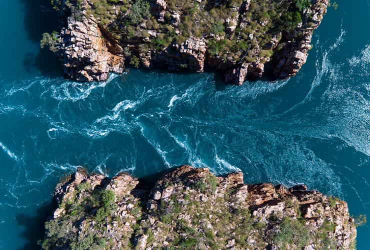 西澳大利亚州，金伯利，塔尔博特湾，水平瀑布 © 澳大利亚旅游局版权所有